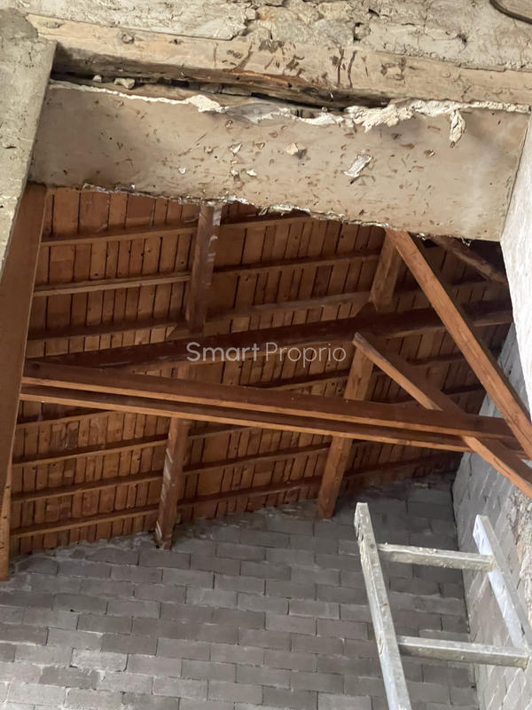 Propriété - 222 m² - 7 pièces