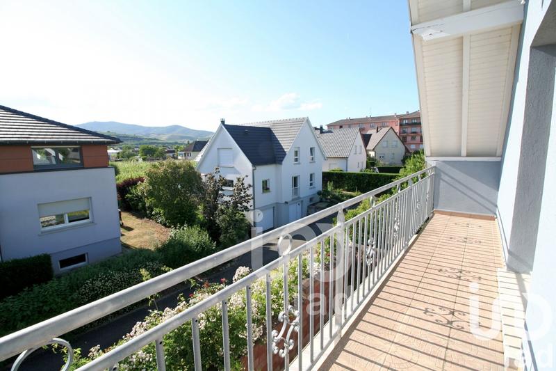 Maison - 230 m² - 5 pièces