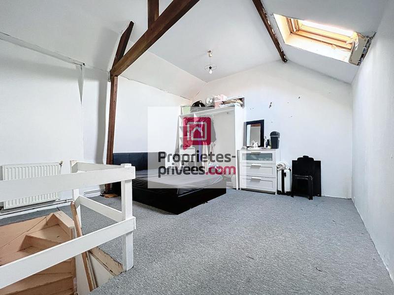 Maison - 90 m² - 5 pièces
