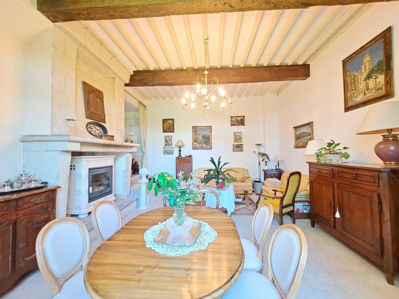 Maison - 285 m² - 6 pièces