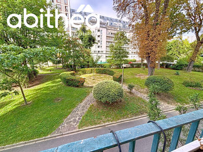 Appartement - 79 m² - 5 pièces