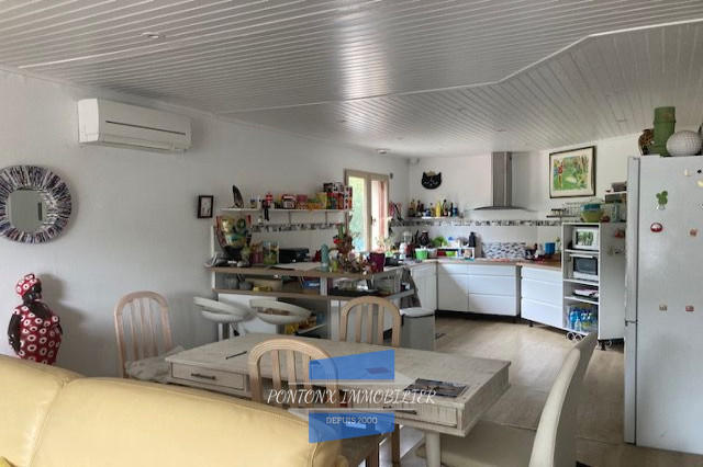 Appartement - 206 m² - 7 pièces