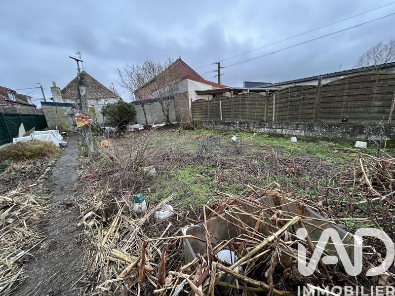 Maison - 99 m² - 9 pièces