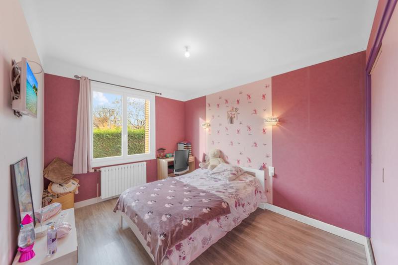 Maison - 93 m² - 4 pièces