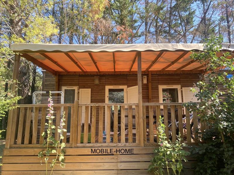 Mas - 585 m² - 8 pièces