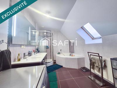 Maison - 114 m² - 6 pièces