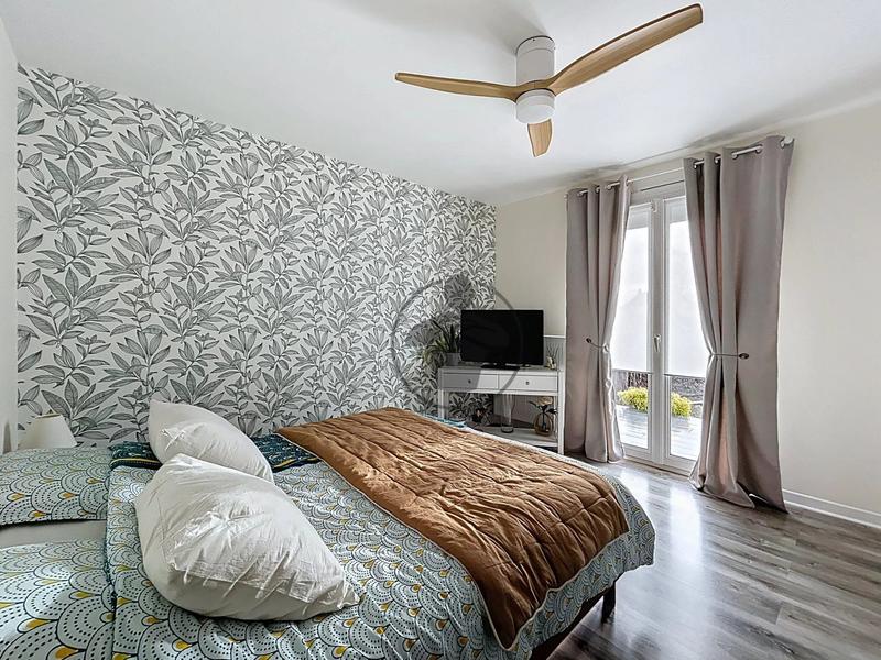 Maison - 136 m² - 7 pièces