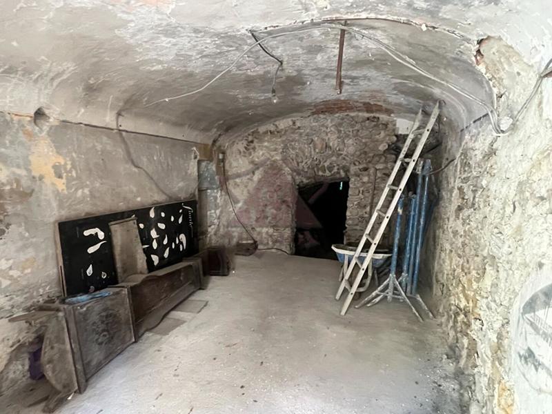 Maison - 198 m² - 10 pièces