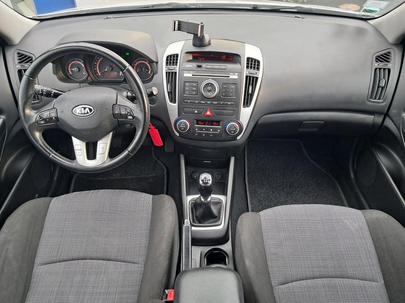 Kia Ceed 1.6 Crdi 90 ch