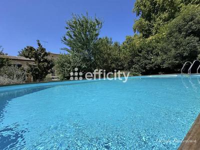 Maison bourgeoise - 180 m² - 6 pièces