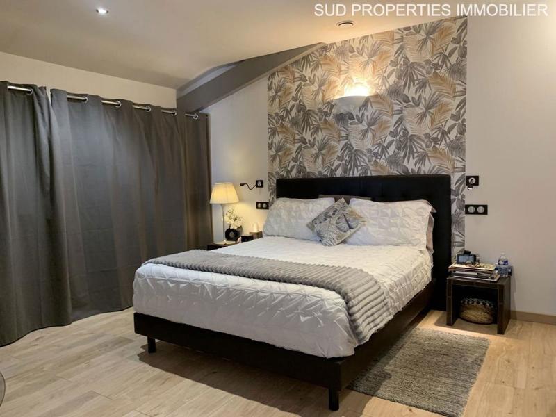 Propriété - 200 m² - 7 pièces