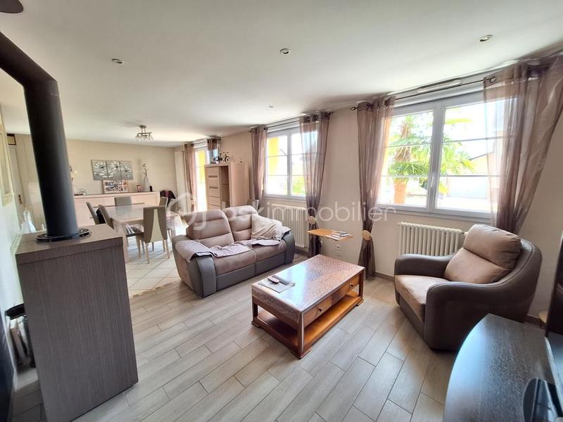 Maison traditionnelle - 90 m² - 5 pièces