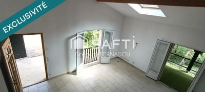 Maison - 102 m² - 6 pièces