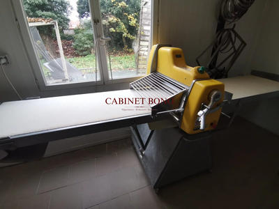 Fonds de commerce - 200 m²