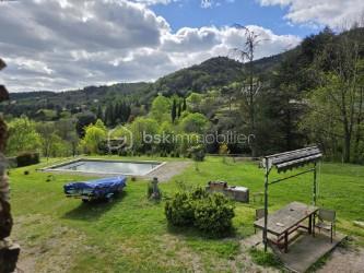 Maison en pierre - 105 m² - 5 pièces