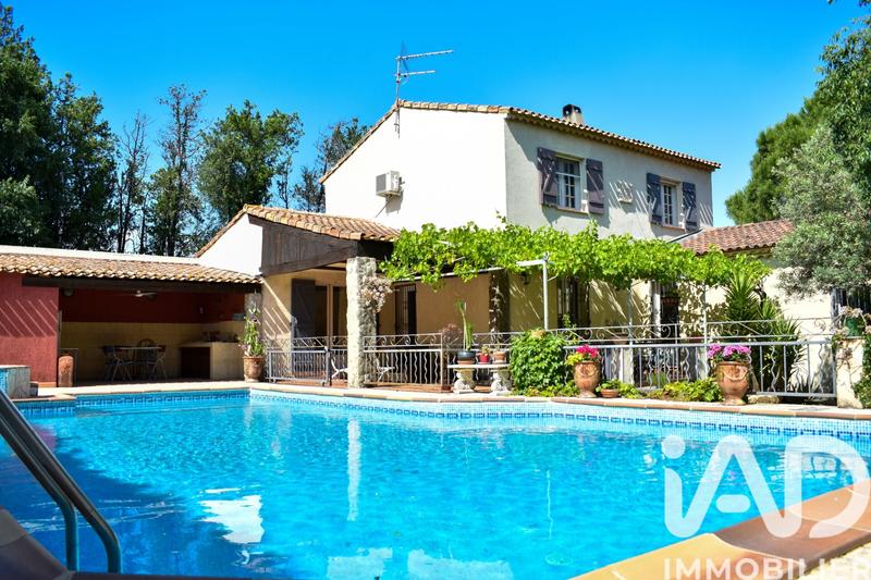 Maison - 190 m² - 10 pièces