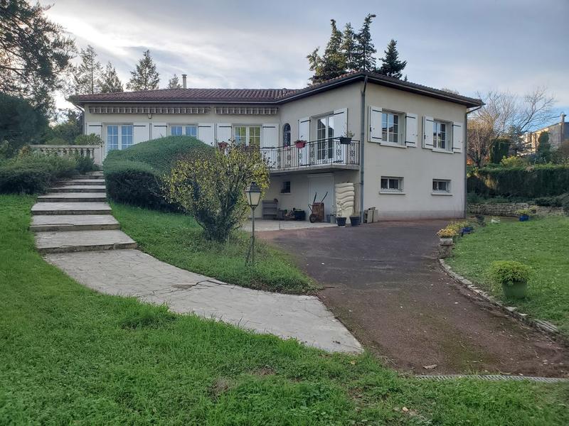 Maison - 187 m² - 7 pièces