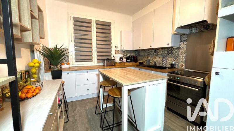 Appartement - 120 m² - 6 pièces