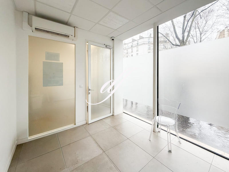 Local commercial - 125 m²