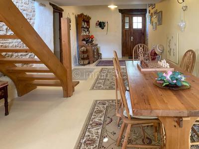 Maison en pierre - 131 m² - 4 pièces