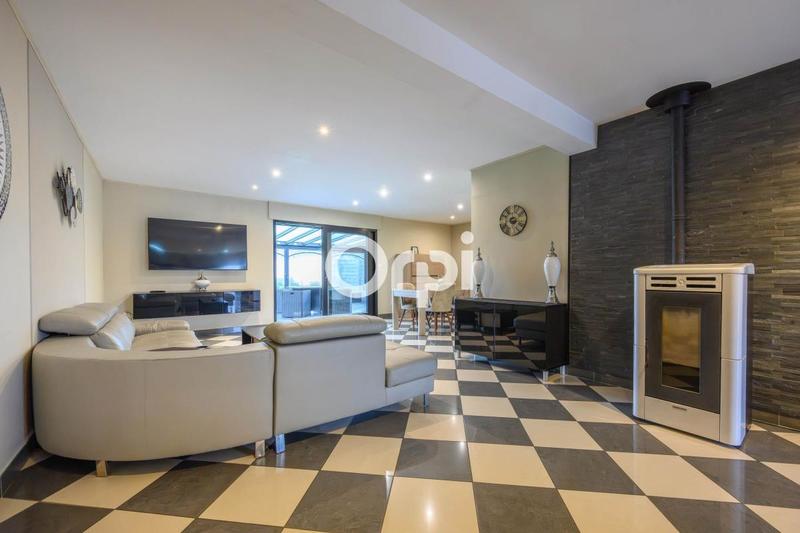 Maison - 136 m² - 4 pièces