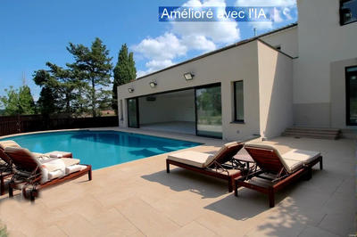 Propriété - 450 m² - 10 pièces