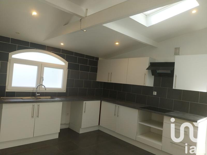 Maison - 94 m² - 7 pièces