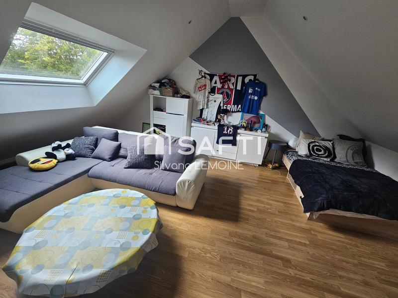 Maison - 205 m² - 8 pièces