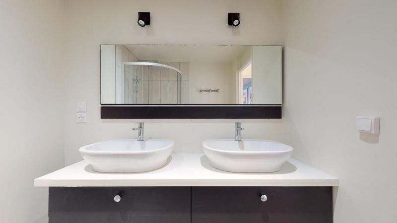 Appartement - 153 m² - 7 pièces