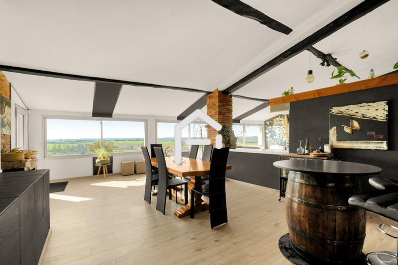 Maison - 478 m² - 12 pièces