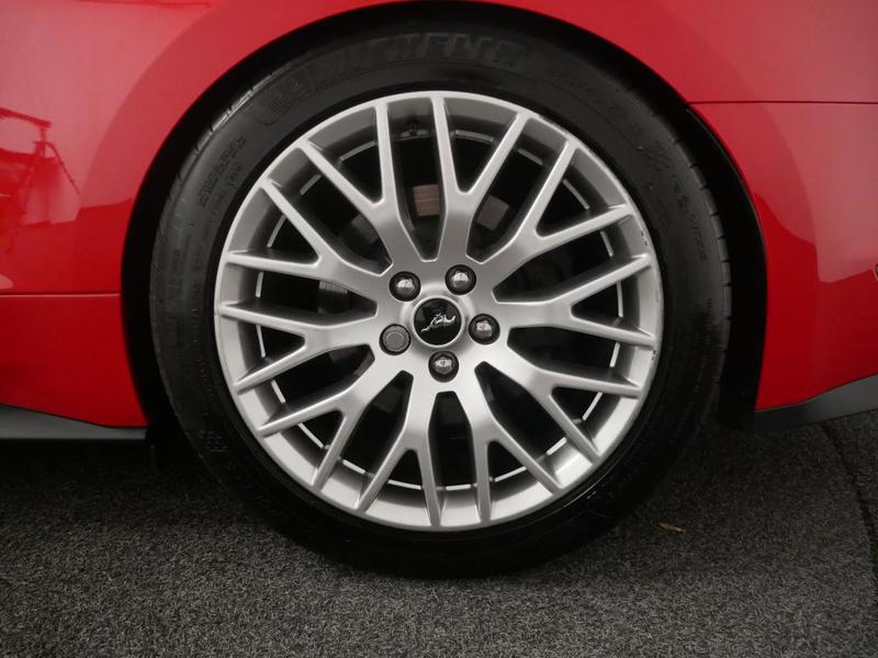 Ford Mustang Convertible 5.0 V8 Gt 421 Bva Pas de Malus -Cam-Sieges Chauffants &amp; Ventile-Gps-Demarrage Main Libre-Jantes