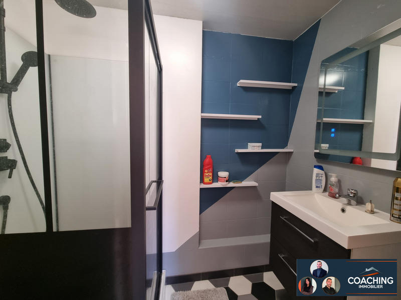 Maison - 437 m² - 10 pièces