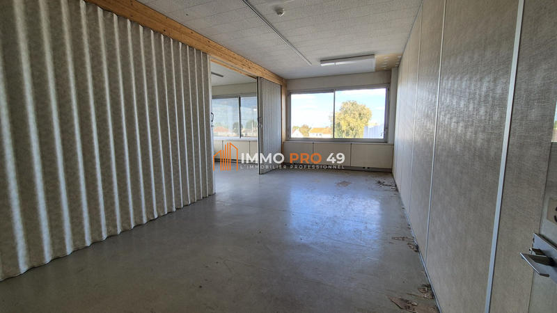 Bureau - 854 m² - 12 pièces