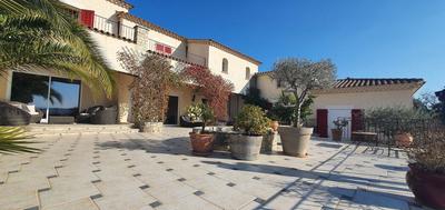 Maison - 357 m² - 8 pièces