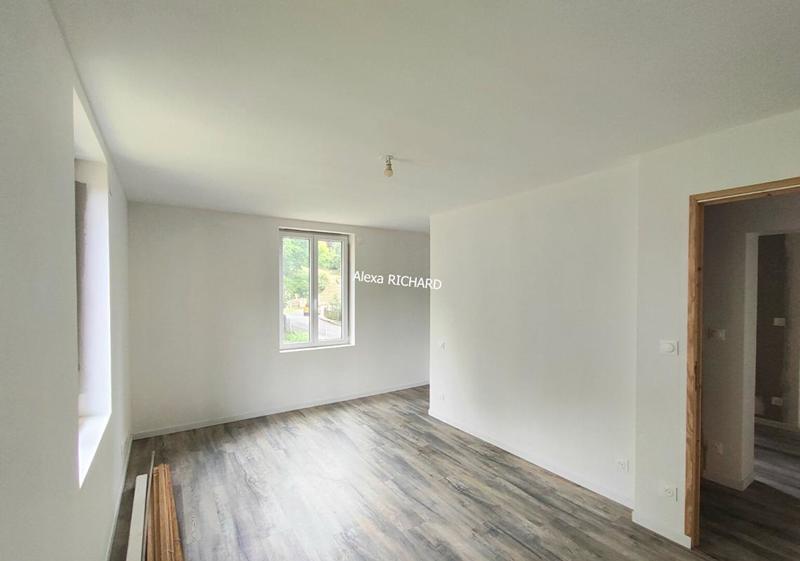 Maison - 161 m² - 7 pièces