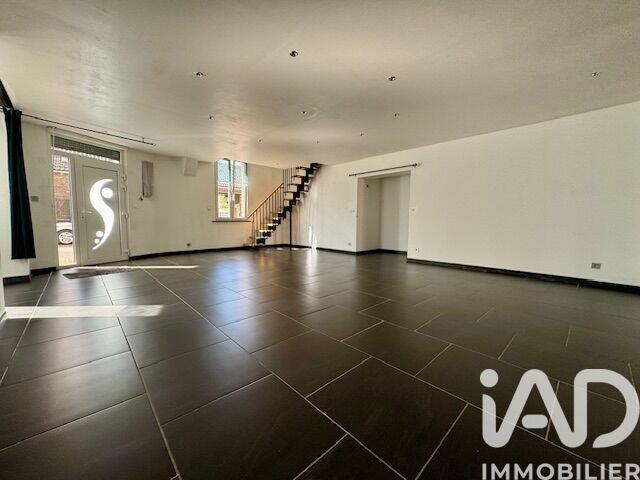 Maison - 208 m² - 6 pièces