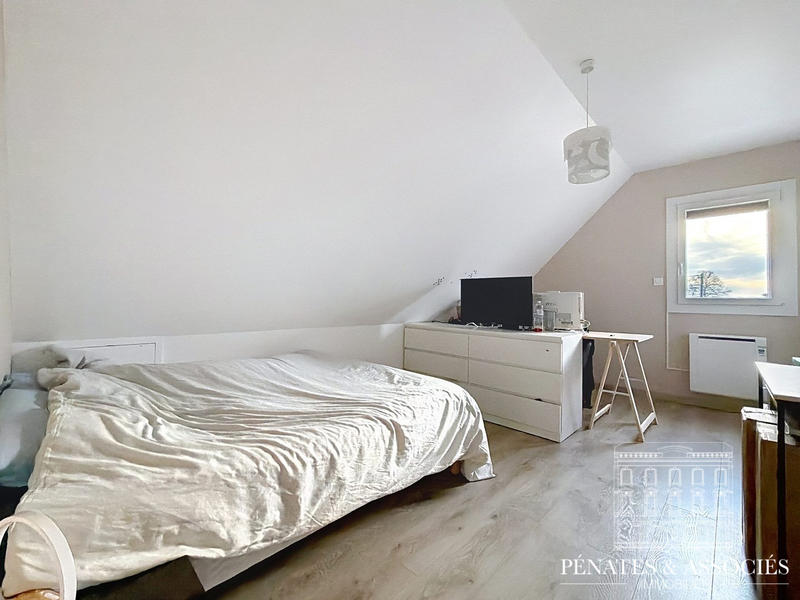 Maison - 97 m² - 5 pièces