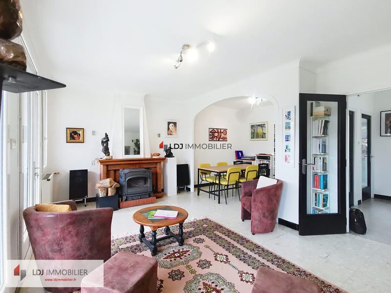 Maison - 186 m² - 7 pièces