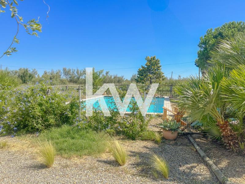 Propriété - 166 m² - 9 pièces