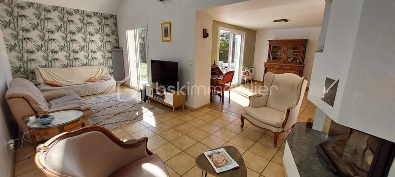 Maison - 131 m² - 6 pièces