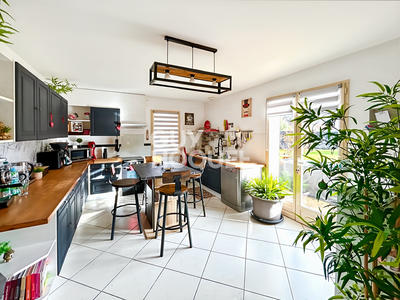 Maison - 160 m² - 7 pièces