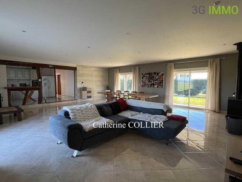 Villa - 137 m² - 4 pièces