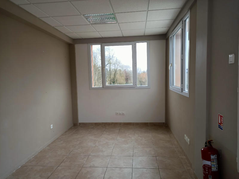 Bureau - 70 m² - 3 pièces