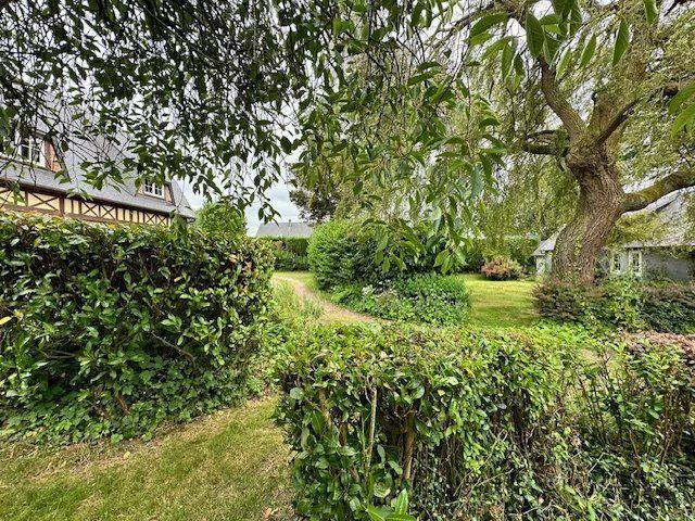 Maison - 295 m² - 8 pièces