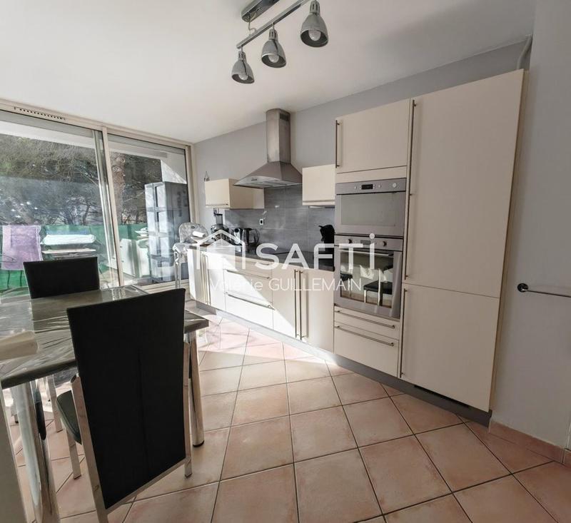 Appartement - 85 m² - 4 pièces