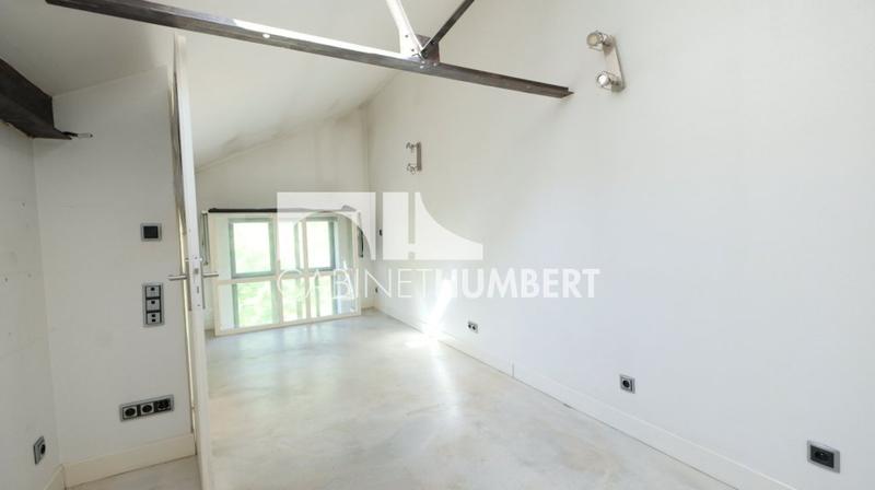 Loft - 177 m² - 5 pièces