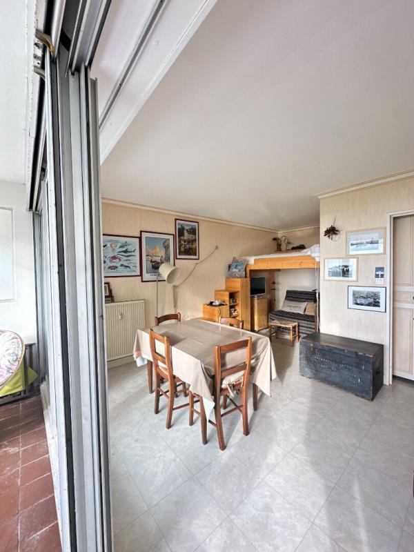 Studio - 27 m² - 1 pièce