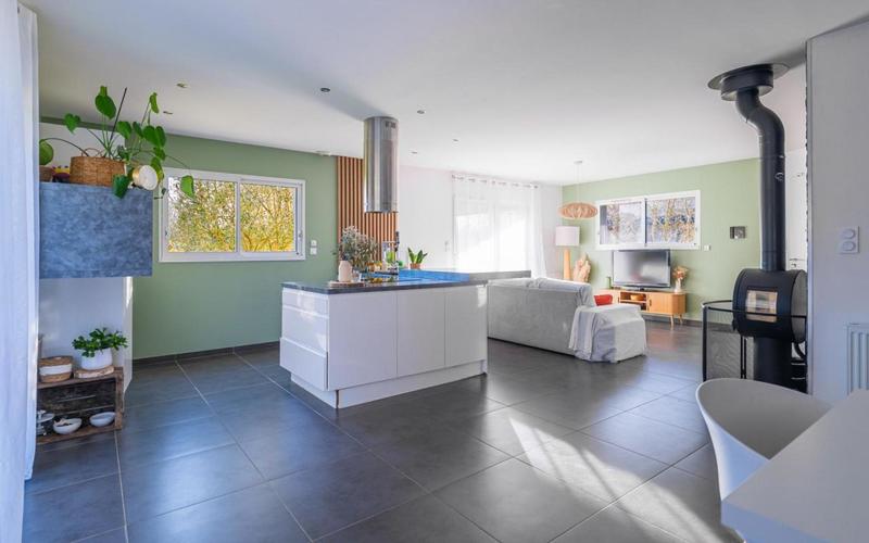 Maison traditionnelle - 115 m² - 115 pièces