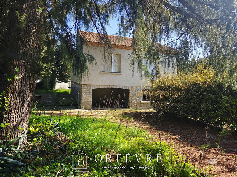 Maison - 110 m² - 4 pièces