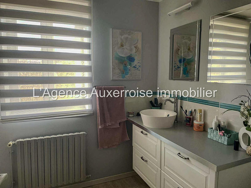 Maison - 177 m² - 6 pièces